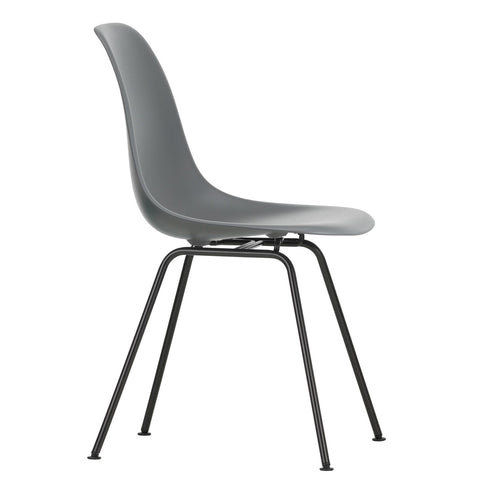 Cadeira Eames em Plástico DSX / Base Preta